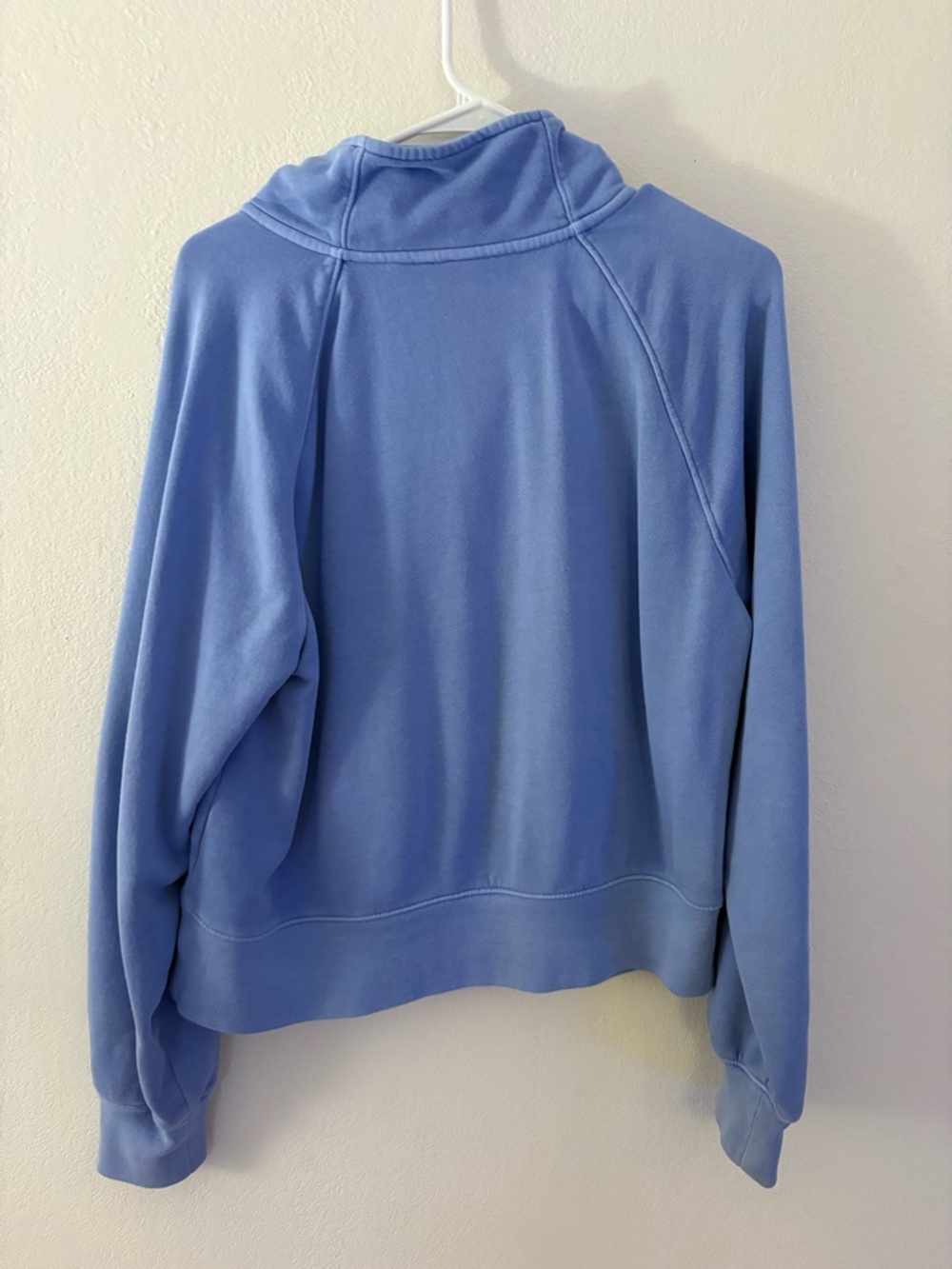 GAP Sky Blue Crewneck Sweatshirt - Picture 3 of 3